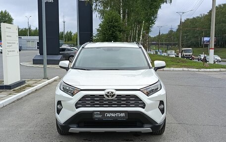 Toyota RAV4, 2020 год, 4 280 000 рублей, 2 фотография