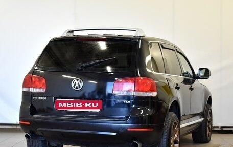 Volkswagen Touareg III, 2005 год, 850 000 рублей, 2 фотография