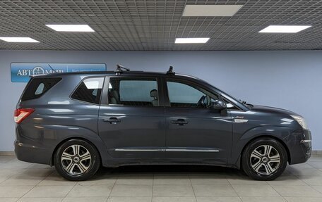 SsangYong Stavic, 2014 год, 1 889 000 рублей, 4 фотография