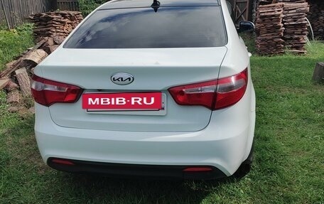 KIA Rio III рестайлинг, 2013 год, 900 000 рублей, 3 фотография