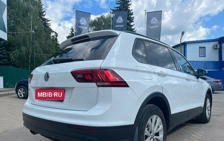 Volkswagen Tiguan II, 2020 год, 2 640 000 рублей, 5 фотография