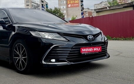 Toyota Camry, 2019 год, 3 220 000 рублей, 4 фотография