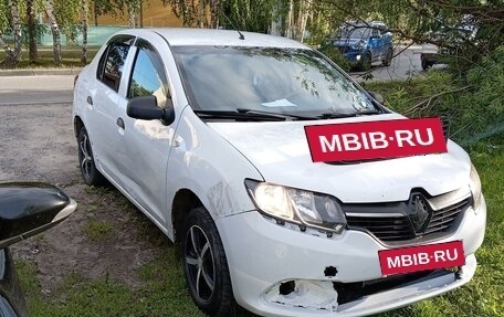 Renault Logan II, 2017 год, 500 000 рублей, 3 фотография