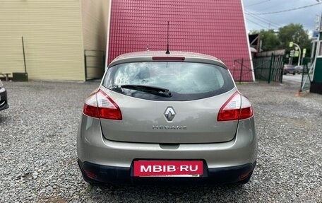 Renault Megane III, 2014 год, 980 000 рублей, 4 фотография