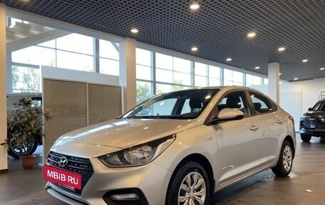 Hyundai Solaris II рестайлинг, 2018 год, 1 350 000 рублей, 7 фотография