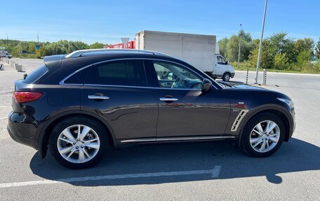 Infiniti QX70, 2016 год, 3 300 000 рублей, 3 фотография