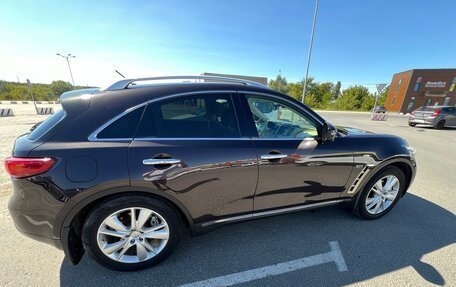 Infiniti QX70, 2016 год, 3 300 000 рублей, 6 фотография