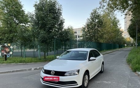 Volkswagen Jetta VI, 2018 год, 1 540 000 рублей, 2 фотография