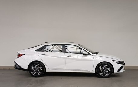 Hyundai Elantra, 2024 год, 2 600 000 рублей, 4 фотография