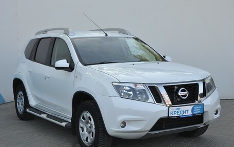 Nissan Terrano III, 2015 год, 1 549 000 рублей, 3 фотография