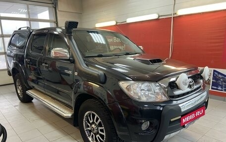 Toyota Hilux VII, 2011 год, 1 890 000 рублей, 2 фотография