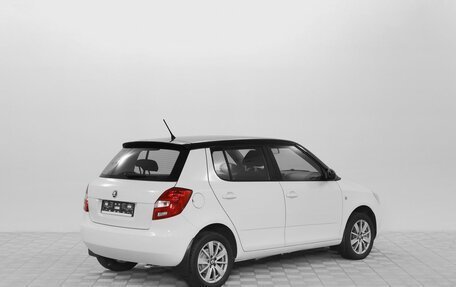 Skoda Fabia II, 2013 год, 800 000 рублей, 2 фотография