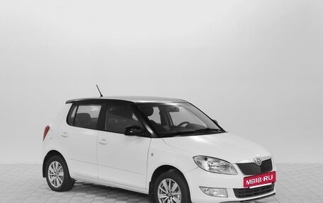 Skoda Fabia II, 2013 год, 800 000 рублей, 3 фотография