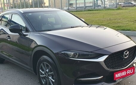 Mazda CX-4, 2022 год, 3 189 000 рублей, 2 фотография