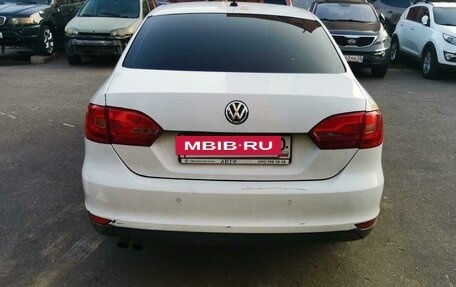 Volkswagen Jetta VI, 2013 год, 845 000 рублей, 2 фотография