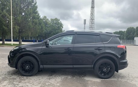 Toyota RAV4, 2017 год, 3 300 000 рублей, 3 фотография