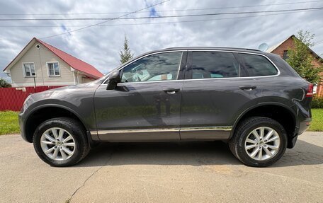 Volkswagen Touareg III, 2011 год, 2 880 000 рублей, 5 фотография