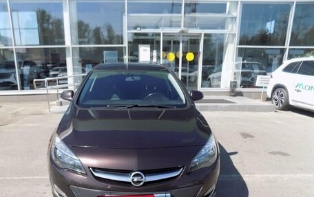 Opel Astra J, 2014 год, 957 000 рублей, 2 фотография