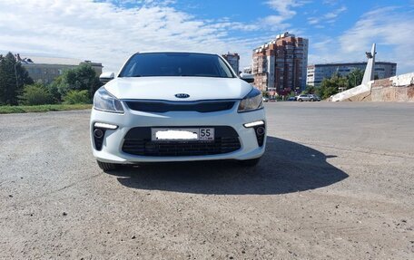 KIA Rio IV, 2018 год, 1 680 000 рублей, 4 фотография