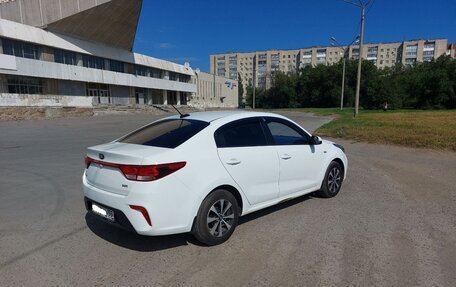 KIA Rio IV, 2018 год, 1 680 000 рублей, 8 фотография