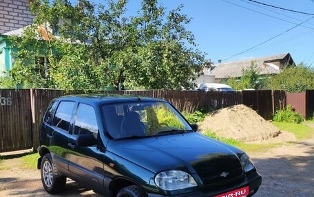 Chevrolet Niva I рестайлинг, 2003 год, 420 000 рублей, 5 фотография