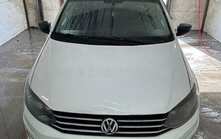 Volkswagen Polo VI (EU Market), 2015 год, 465 000 рублей, 2 фотография