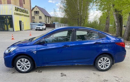 Hyundai Solaris II рестайлинг, 2012 год, 850 000 рублей, 4 фотография