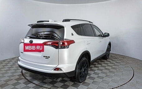 Toyota RAV4, 2019 год, 3 580 000 рублей, 5 фотография