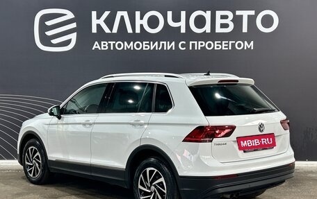 Volkswagen Tiguan II, 2018 год, 2 399 000 рублей, 7 фотография