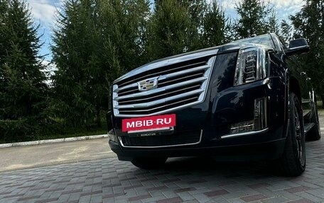 Cadillac Escalade IV, 2018 год, 6 500 000 рублей, 3 фотография