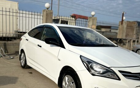 Hyundai Solaris II рестайлинг, 2014 год, 825 000 рублей, 3 фотография