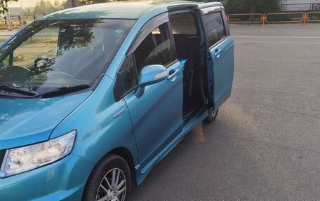 Honda Freed I, 2012 год, 1 420 000 рублей, 6 фотография