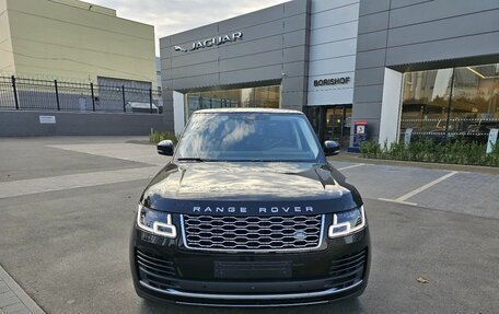 Land Rover Range Rover IV рестайлинг, 2018 год, 7 900 000 рублей, 3 фотография