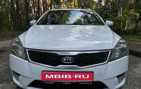 KIA cee'd I рестайлинг, 2011 год, 899 000 рублей, 2 фотография