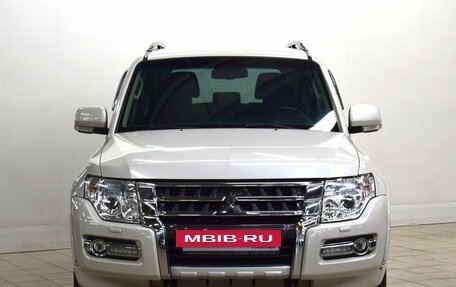 Mitsubishi Pajero IV, 2019 год, 5 000 000 рублей, 2 фотография