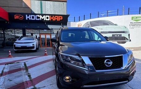 Nissan Pathfinder, 2015 год, 2 250 000 рублей, 3 фотография