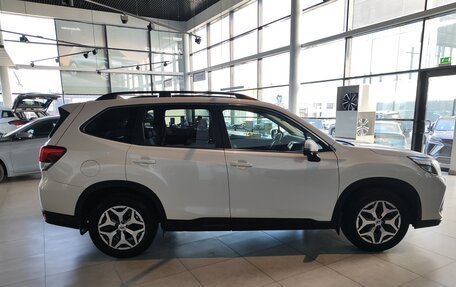 Subaru Forester, 2019 год, 2 990 000 рублей, 5 фотография