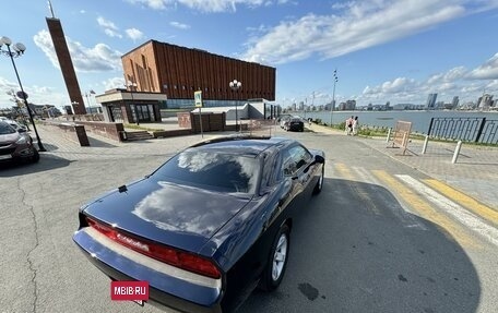 Dodge Challenger III рестайлинг 2, 2011 год, 2 350 000 рублей, 4 фотография