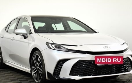 Toyota Camry, 2024 год, 4 500 000 рублей, 3 фотография