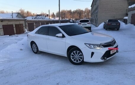 Toyota Camry, 2016 год, 3 фотография