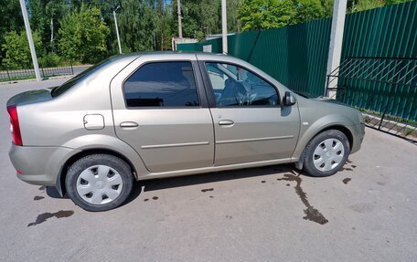 Renault Logan I, 2010 год, 560 000 рублей, 2 фотография