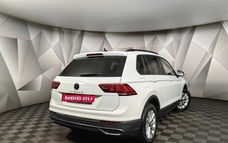 Volkswagen Tiguan II, 2020 год, 2 715 000 рублей, 2 фотография