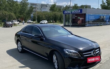 Mercedes-Benz C-Класс, 2019 год, 2 925 000 рублей, 4 фотография