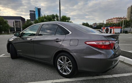 Toyota Camry, 2015 год, 2 070 000 рублей, 3 фотография