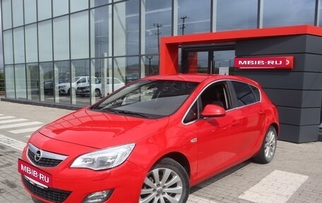 Opel Astra J, 2011 год, 805 000 рублей, 2 фотография