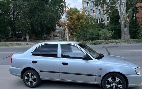 Hyundai Accent II, 2005 год, 450 000 рублей, 3 фотография