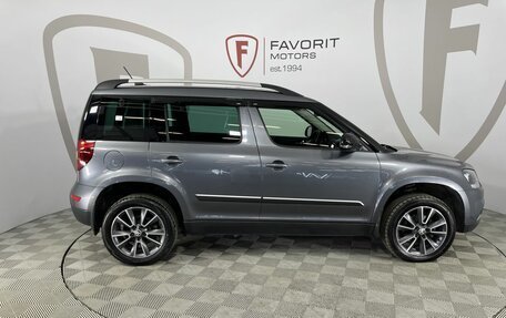 Skoda Yeti I рестайлинг, 2017 год, 1 799 000 рублей, 4 фотография