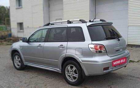 Mitsubishi Outlander III рестайлинг 3, 2007 год, 750 000 рублей, 5 фотография