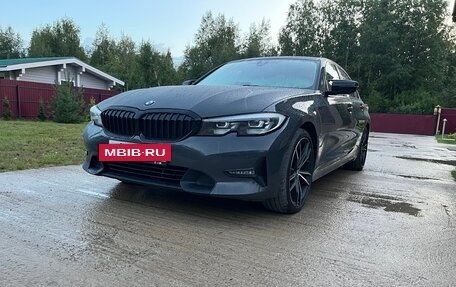 BMW 3 серия, 2019 год, 3 590 000 рублей, 3 фотография