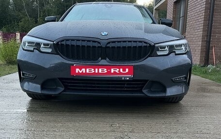 BMW 3 серия, 2019 год, 3 590 000 рублей, 2 фотография